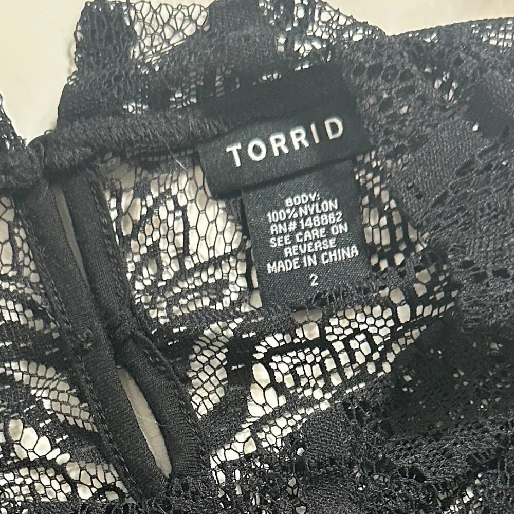 Black Lace High Neck Tank with Long Fringe - Picture 4 of 4